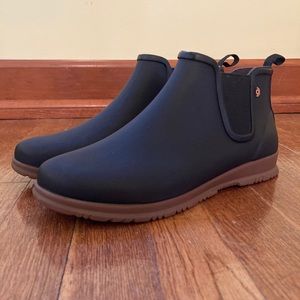 Bogs Sweetpea Chelsea Rain Boots